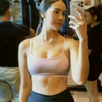 @vyctoriadelson's avatar